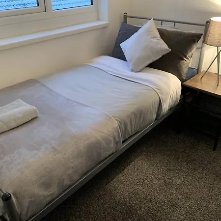 Lazenby Workstays Uk Holiday home *